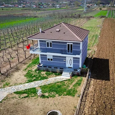 Villa E Shtojzovalleve *